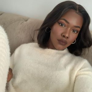 La routine m’ennuie, fais-moi vibrer Amina - rencontre-Black-Sète