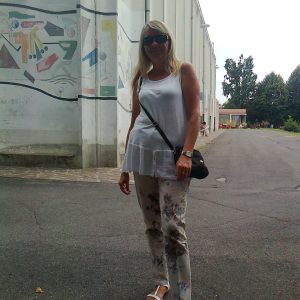 Séduire une fois les vacances terminées Emma - rencontre-Cougar-Bordeaux