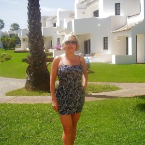 Envie crue Élodie - rencontre-Cougar-Charleville-Mézières