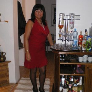 Tu sais ce que c’est de s’ennuyer devant ta télé un mardi soir ? Lucie - rencontre-Cougar-Nice