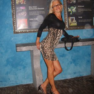 Un mec qui sait se taire quand faut Cléopâtre - rencontre-MILF-Istres