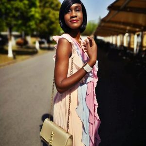 Découverte à deux, pourquoi pas à trois ? Naomi - rencontre-Milf-Bayonne