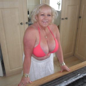 Chaleur et désir ardent Marie - rencontre-Milf-Lyon