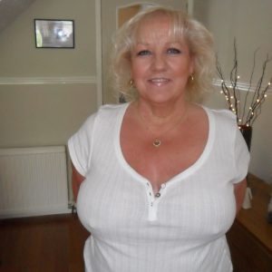 J’ai vu ton profil et je me suis dit… Isabelle - rencontre-Naturiste-Rennes